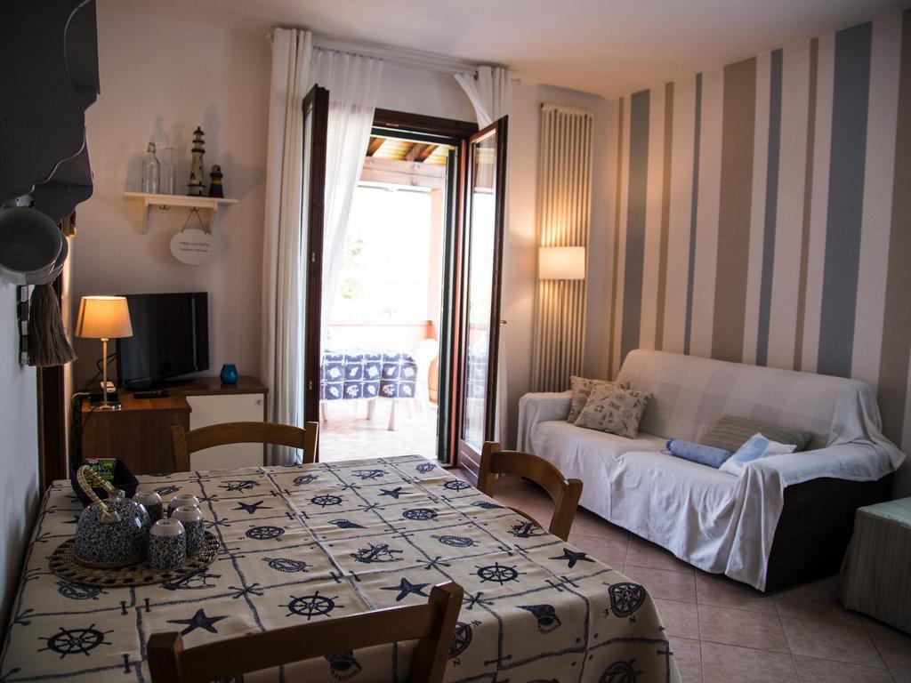 Bellasirmione Holiday Apartments Habitación foto